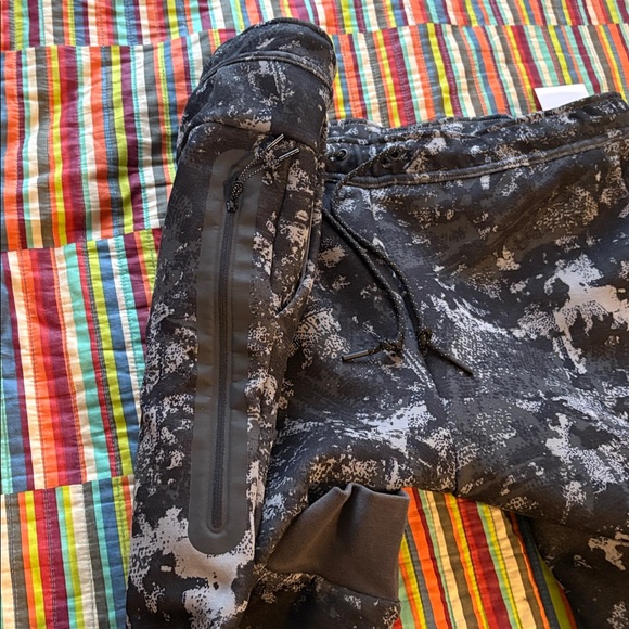 Nike tech fleece camo size 2XL slim fit gray black new with tags - Picture 9 of 16